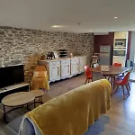 Chez Pauline & Vincent Cote Canal *
